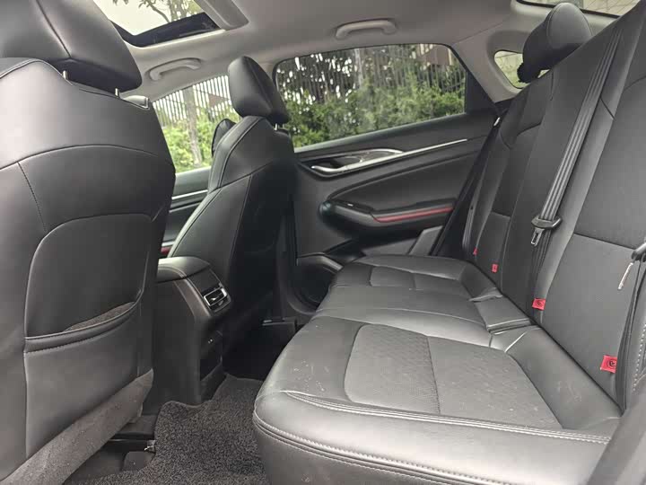 Фото 8 - Changan Eado Plus