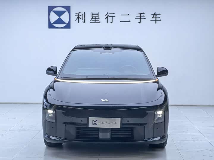 2025 LiXiang i6