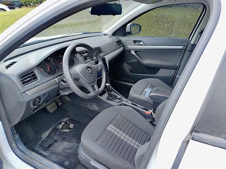 Фото 7 - Volkswagen Lavida
