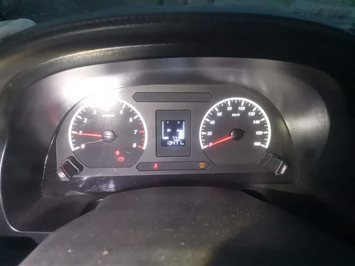 Dongfeng Forthing Lingzhi M5 2025 2025款 M5 1.5T 长轴基本型 7座