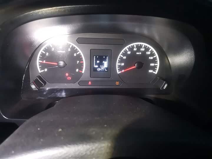 Dongfeng Forthing Lingzhi M5 2025 2025款 M5 1.5T 长轴基本型 7座