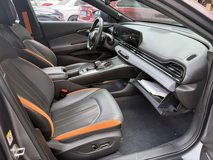 Фото 7 - GAC Trumpchi Empow R