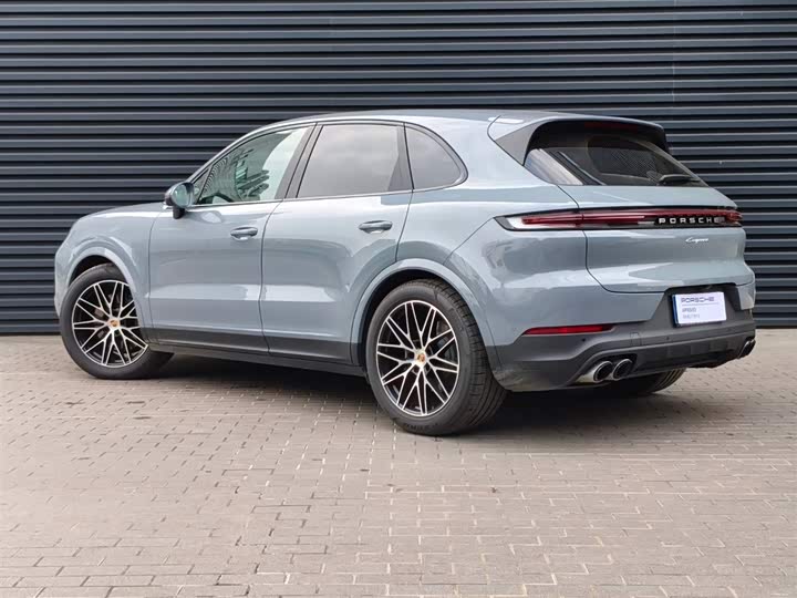 2025 Porsche Cayenne