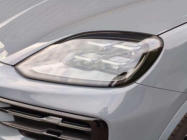 Porsche Cayenne 2025 2025款 Cayenne 3.0T 逐梦版