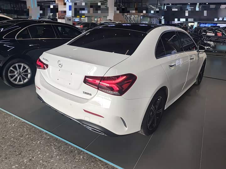 Zdjęcie 5 - Mercedes-Benz A-Class