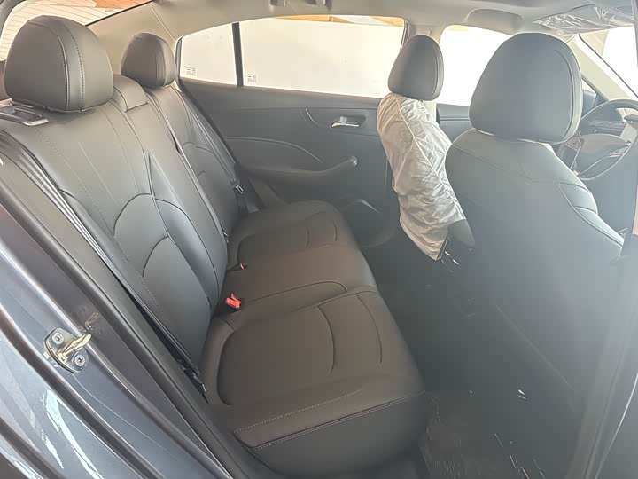 Roewe i5 2026 2026款 1.5L CVT豪华版