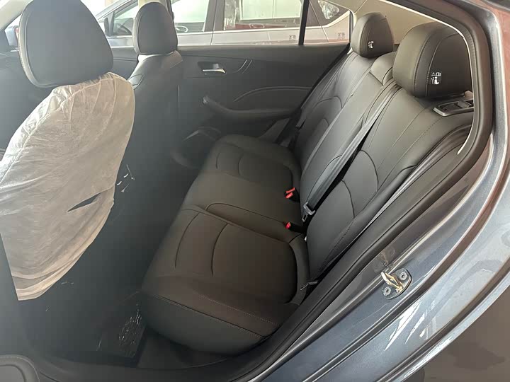 Roewe i5 2026 2026款 1.5L CVT豪华版