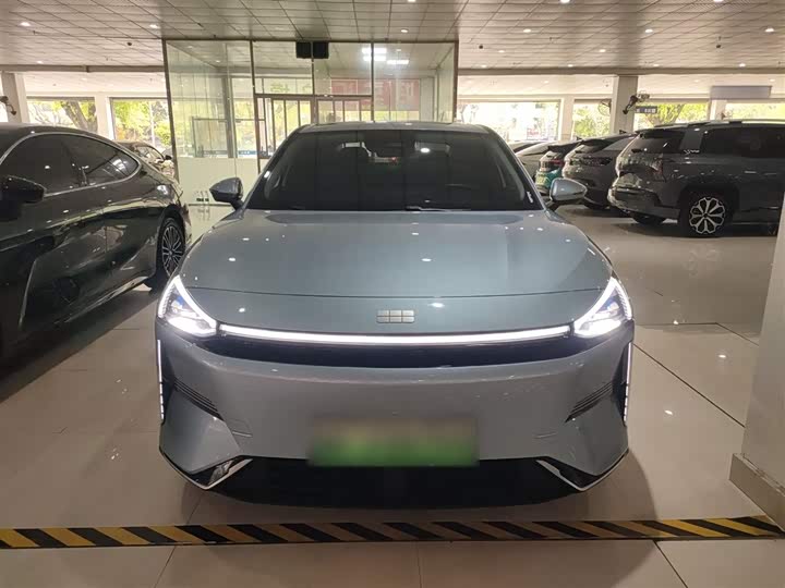 2025 Geely Galaxy L6