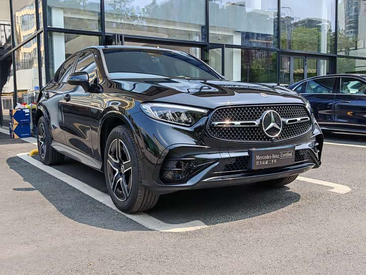 2025 Mercedes-Benz GLC-Class Coupe
