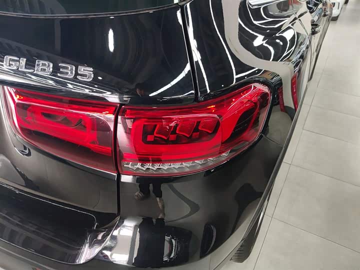 Zdjęcie 8 - Mercedes-Benz GLB-Class