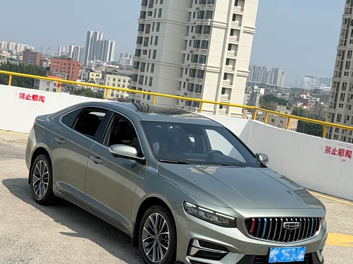 Фото 3 - Geely Preface