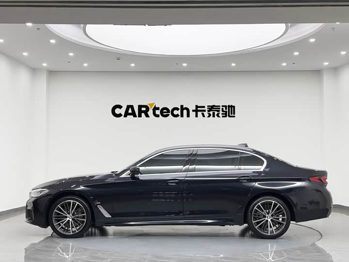 Фото 5 - BMW 5 Series