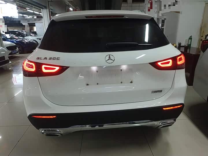 Zdjęcie 6 - Mercedes-Benz GLA-Class