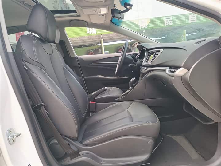 Photo 4 - Buick Excelle GT