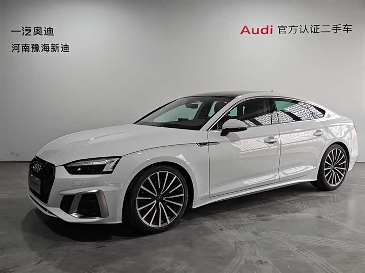 Фото 1 - Audi A5