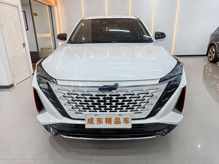 Photo 2 - Changan Oshan Z6