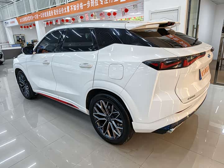 Photo 4 - Changan Oshan Z6