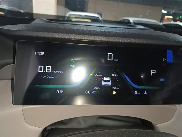 Geely Atlas L 2025 2025款 第四代 1.5TD DCT 启程