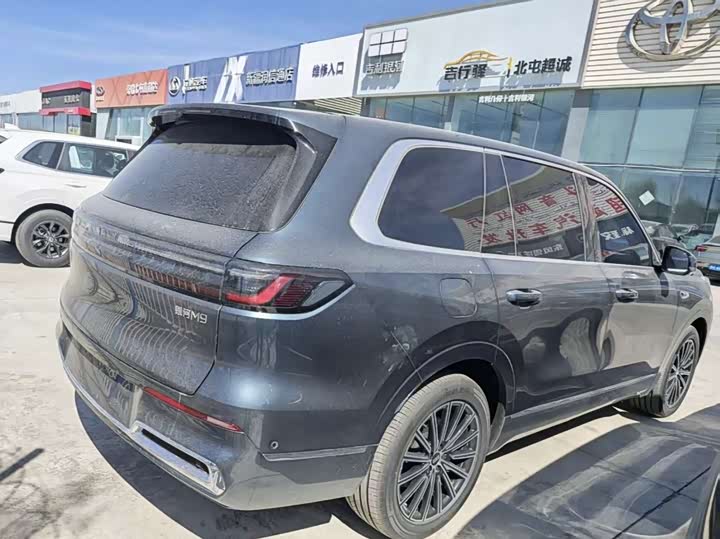 Geely Galaxy M9 2025 2025款 230km 两驱探索版