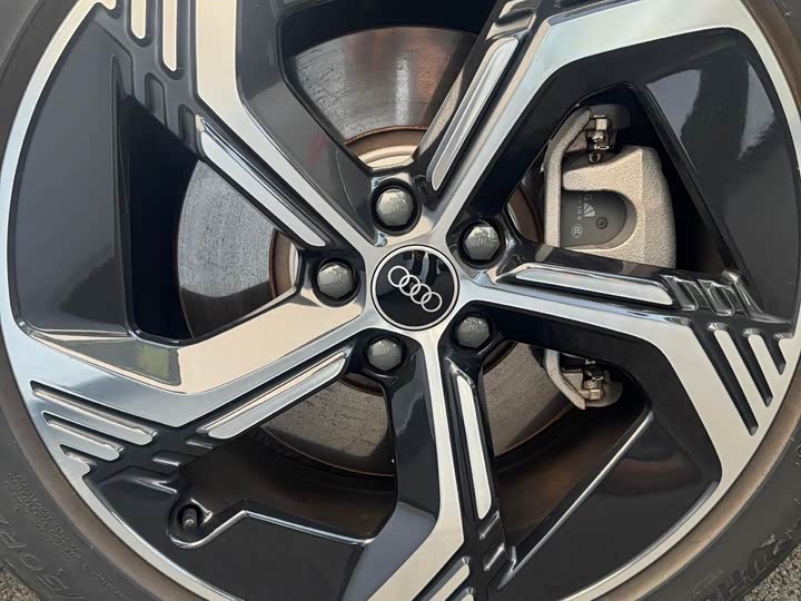 Audi Q4 e-tron 2024 2024款 40 e-tron 创境版