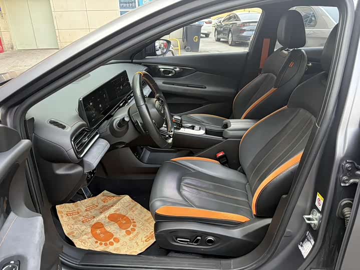 Zdjęcie 4 - GAC Trumpchi Empow R