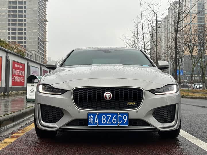 2024 Jaguar XE L