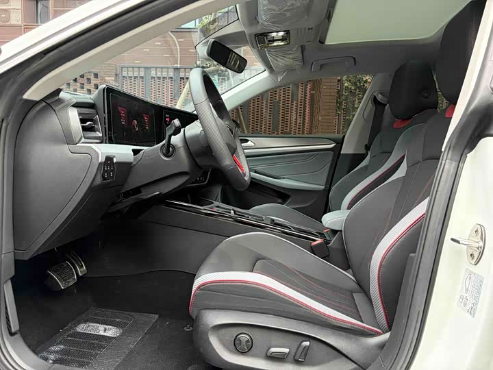 Фото 6 - Volkswagen Lamando L