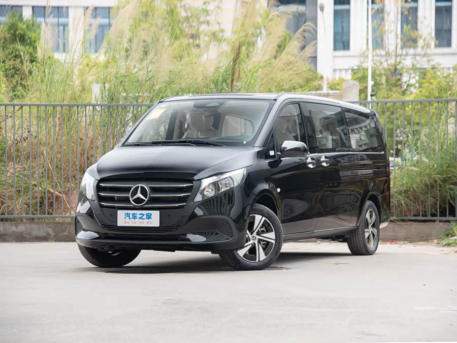 2025 Mercedes-Benz Vito