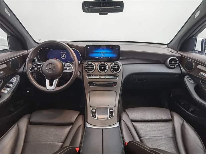 Фото 5 - Mercedes-Benz GLC-Class