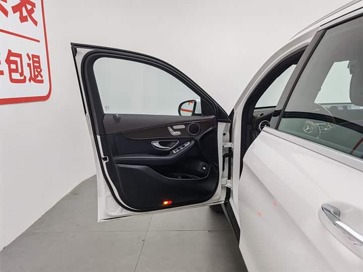 Фото 8 - Mercedes-Benz GLC-Class