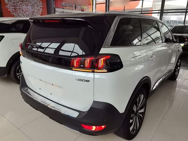 Peugeot 5008 2023 2023款 400THP 旗舰荣耀版 7座