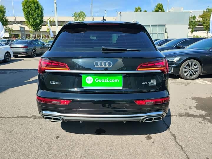 Фото 5 - Audi Q5L