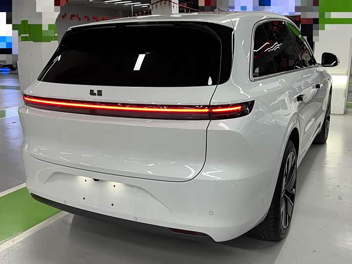 2025 LiXiang L6