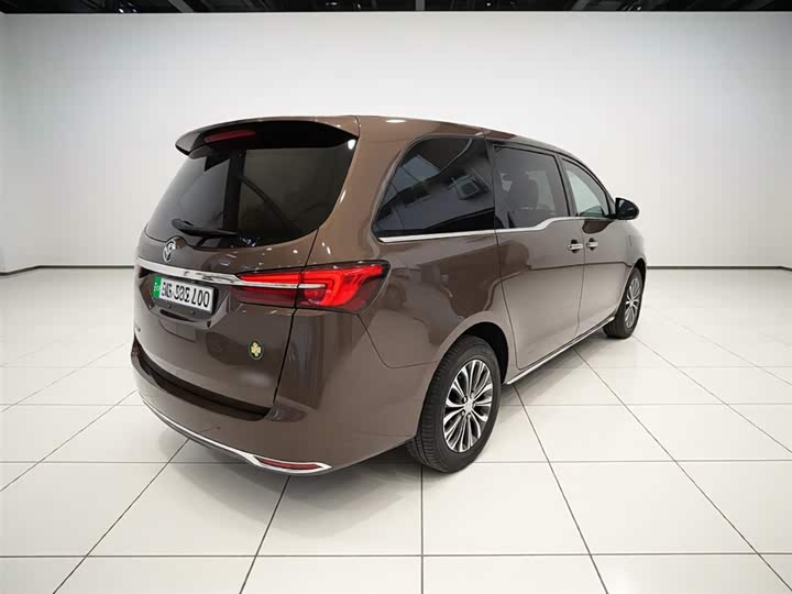 Photo 7 - Buick GL8 ES