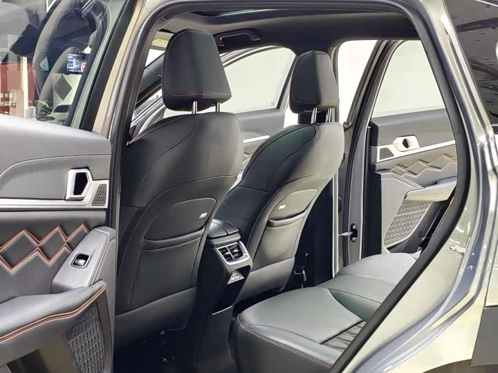 Фото 4 - Haval F7 (Monster)