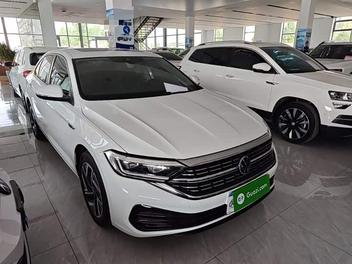 Volkswagen Sagitar L 2025 2025款 300TSI DSG超越版