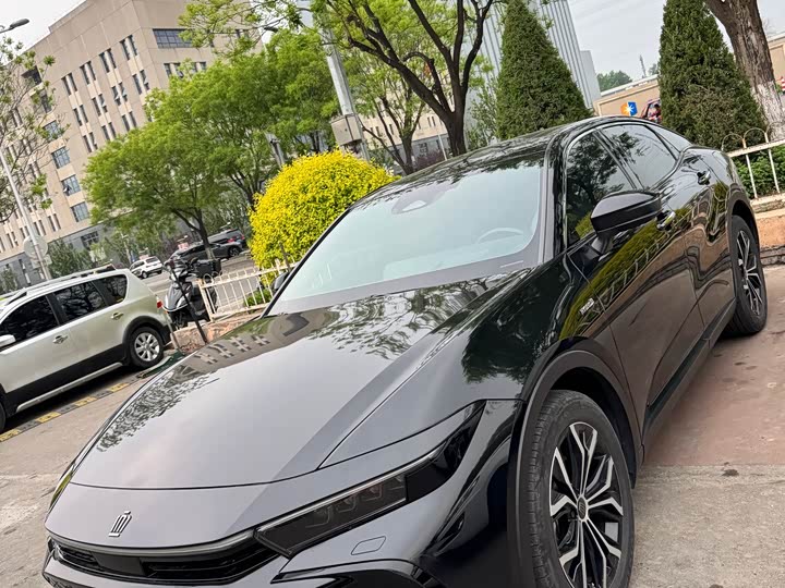 Toyota Crown SportCross 2023 2023款 2.5L SportCross HEV两驱尊贵版