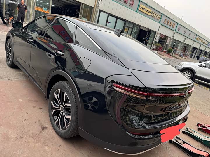 Toyota Crown SportCross 2023 2023款 2.5L SportCross HEV两驱尊贵版