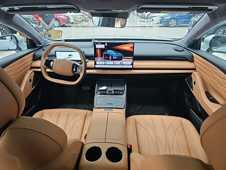Geely Galaxy Starshine 8 EM-i 2025 2025款 130km EM-i 旗舰版