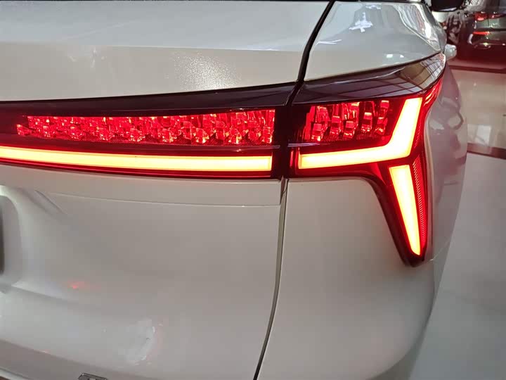 Фото 8 - Changan CS75 Plus