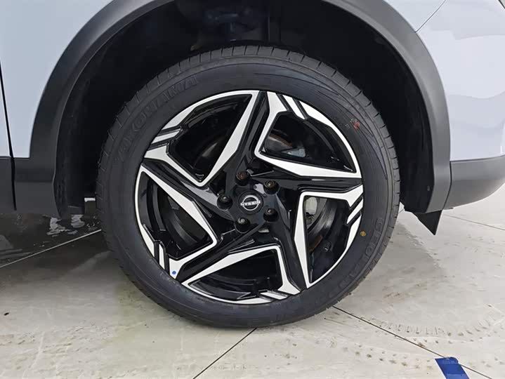 Фото 6 - Nissan Qashqai