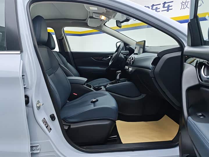 Фото 8 - Nissan Qashqai