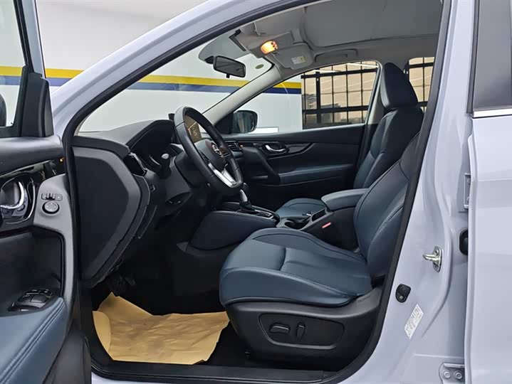 Фото 9 - Nissan Qashqai