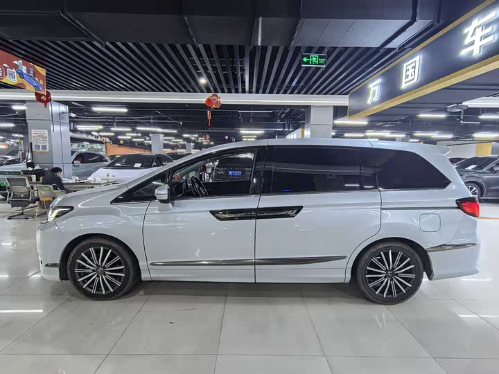 Honda Elysion 2024 2024款 2.0L e:HEV 豪华版