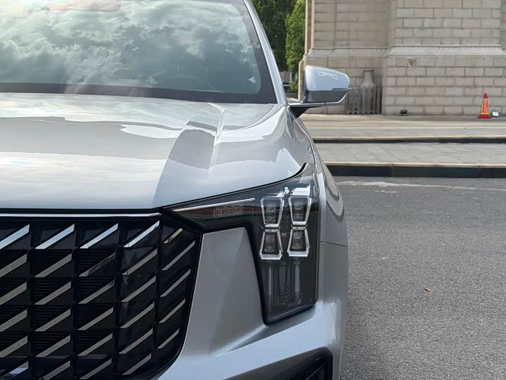 GAC Trumpchi GS8 2022 2022款 领航系列 2.0TGDI 两驱豪华智联版（七座）