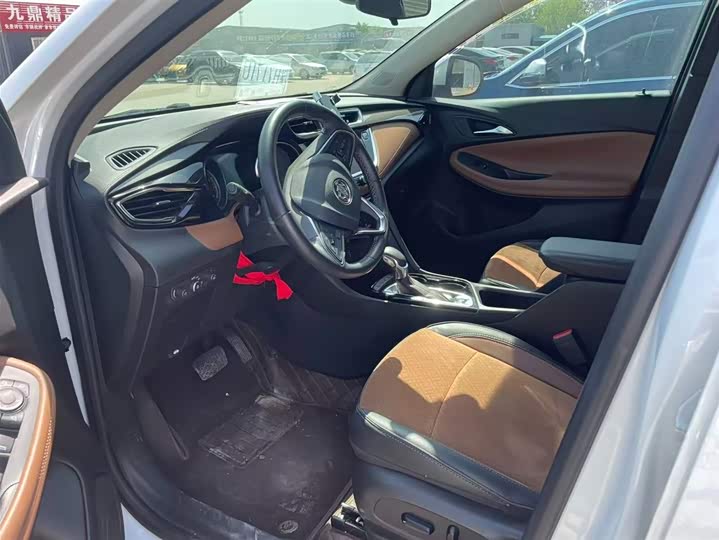 Buick Encore GX 2022 2022款 332T CVT两驱豪华型