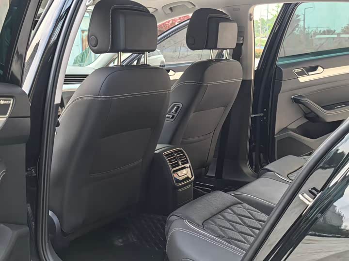 Фото 6 - Volkswagen Magotan GTE Hybrid