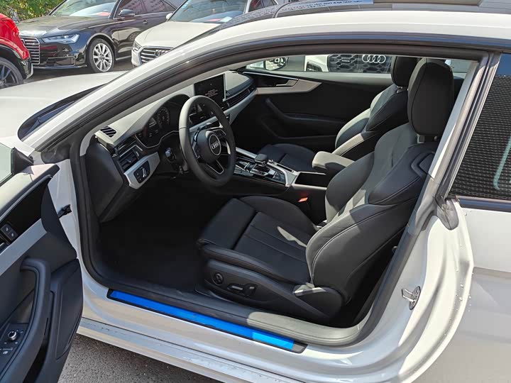 Audi A5 2024 2024款 Coupe 40 TFSI 时尚动感型
