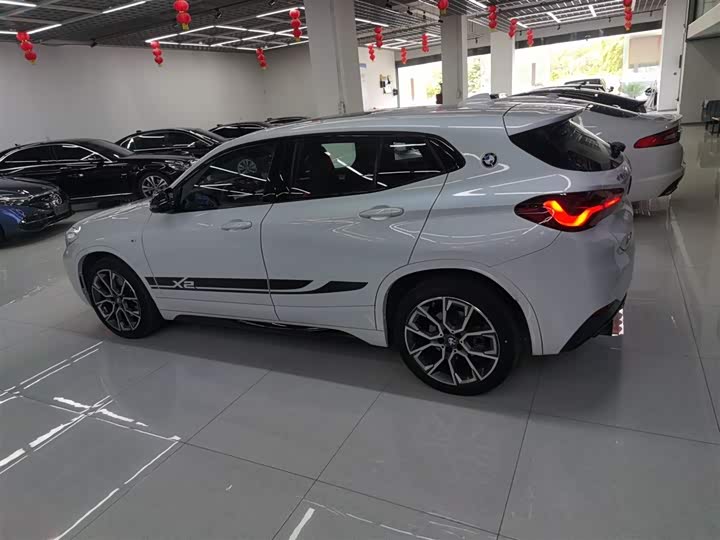 Фото 5 - BMW X2