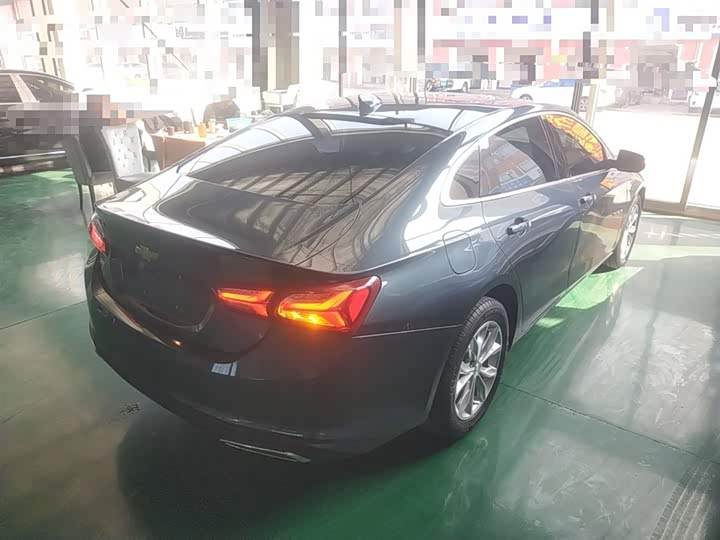 Zdjęcie 7 - Chevrolet Malibu XL